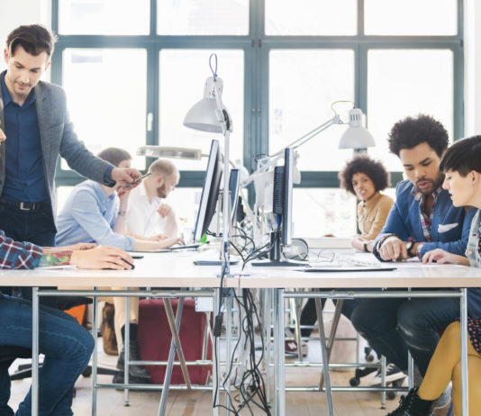 WAITLESS: Create A Signup Waitlist For Your Upcoming Tech Product Startup Team